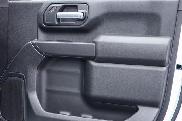 Photo of 2025 Summit White Chevrolet Silverado 2500