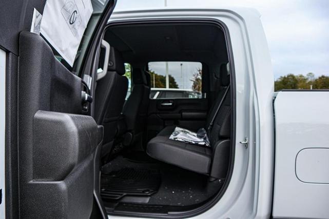 Photo of 2025 Summit White Chevrolet Silverado 2500