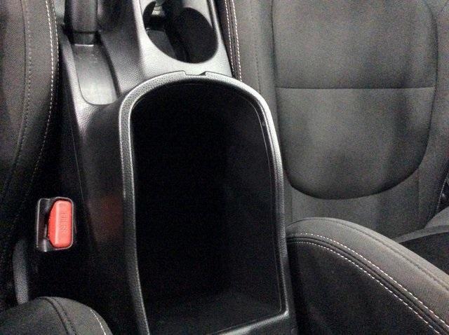 Photo of 2015 Bright Silver Kia Soul