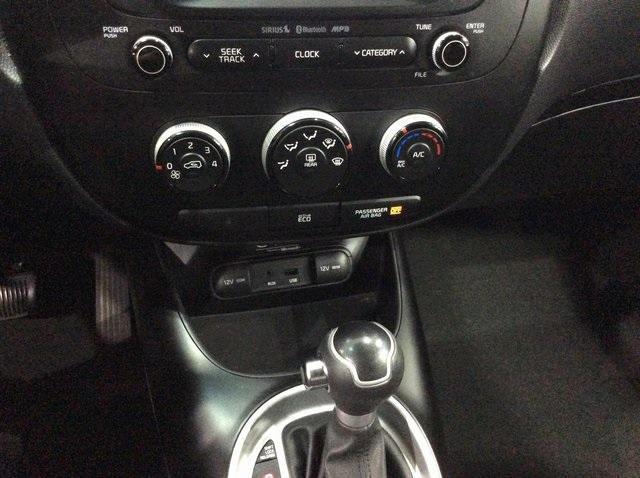 Photo of 2015 Bright Silver Kia Soul