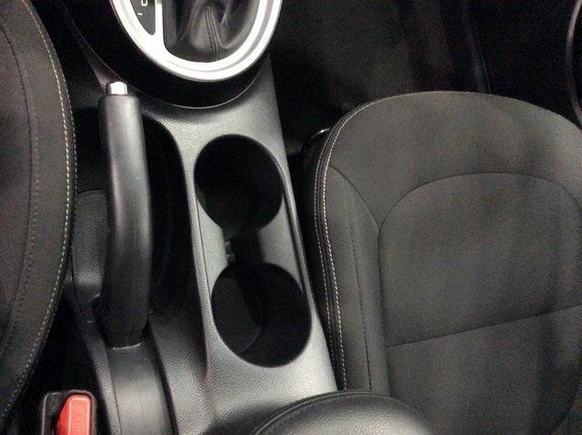 Photo of 2015 Bright Silver Kia Soul