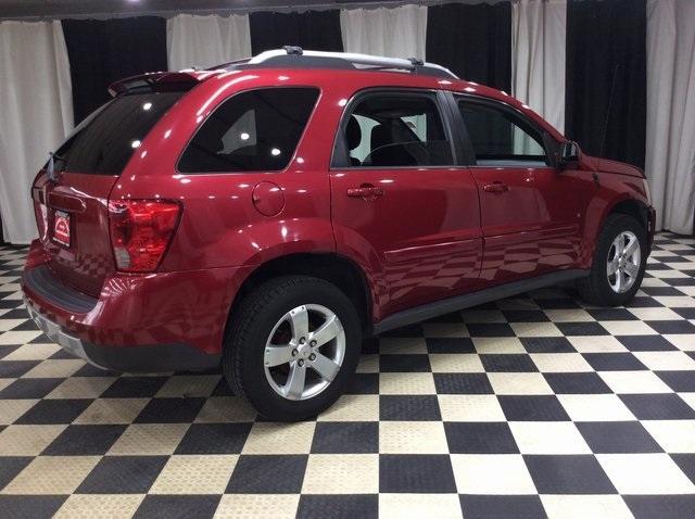 Photo of 2006 Fever Red Metallic Pontiac Torrent