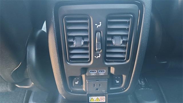 Photo of 2025 White Knuckle Clearcoat Dodge Durango
