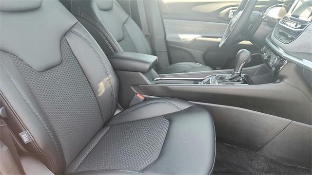 Photo of 2025 Diamond Black Jeep Compass