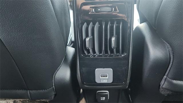 Photo of 2025 Diamond Black Jeep Compass