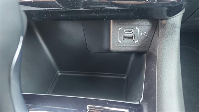 Photo of 2025 Diamond Black Jeep Compass