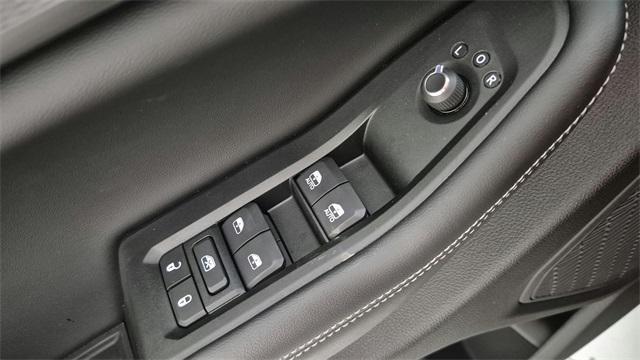 Photo of 2025 Velvet Red Pearlcoat Jeep Grand Cherokee L
