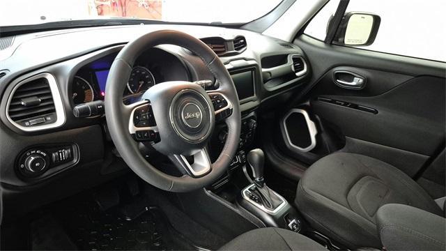 Photo of 2019 Black Clearcoat Jeep Renegade