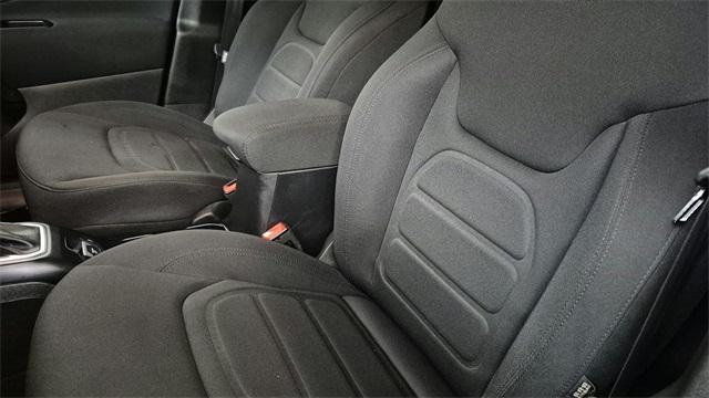 Photo of 2019 Black Clearcoat Jeep Renegade