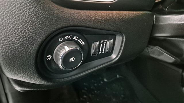 Photo of 2019 Black Clearcoat Jeep Renegade