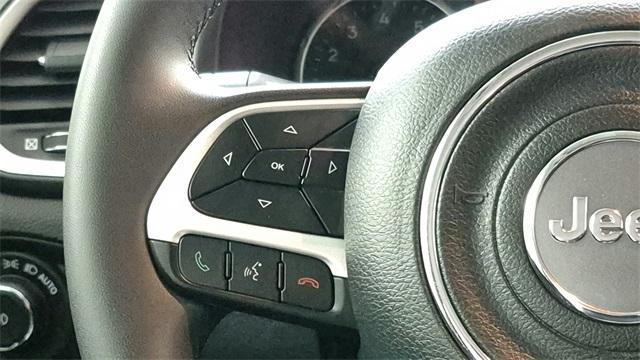 Photo of 2019 Black Clearcoat Jeep Renegade