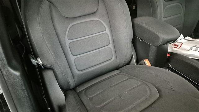 Photo of 2019 Black Clearcoat Jeep Renegade