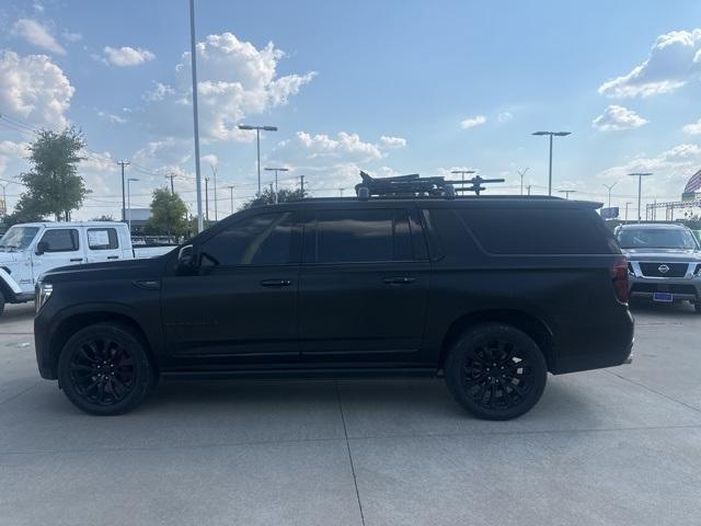 Photo of 2022 Onyx Black GMC Yukon XL