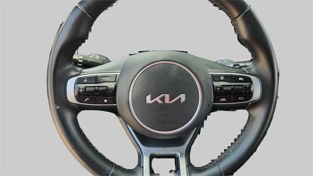 Photo of 2024 Ebony Black Kia Sportage