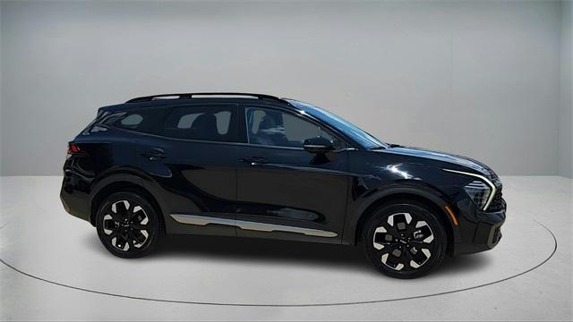 Photo of 2024 Ebony Black Kia Sportage