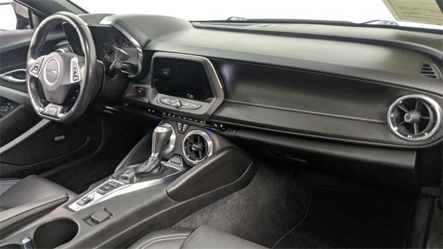 Photo of 2022 Summit White Chevrolet Camaro