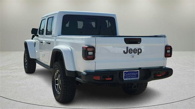 Photo of 2025 Bright White Clearcoat Jeep Gladiator