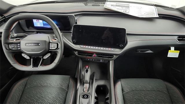 Photo of 2025 Nickel Dodge Charger Daytona