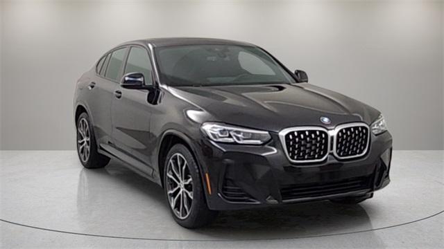 2022 BMW X4