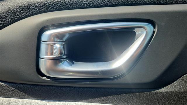 Photo of 2025 Diamond Black Jeep Compass