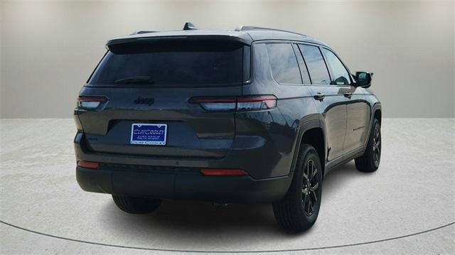 Photo of 2025 Metallic Jeep Grand Cherokee L