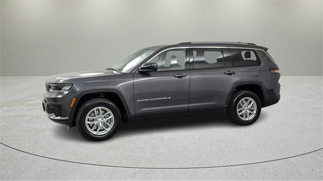 Photo of 2024 Metallic Jeep Grand Cherokee L