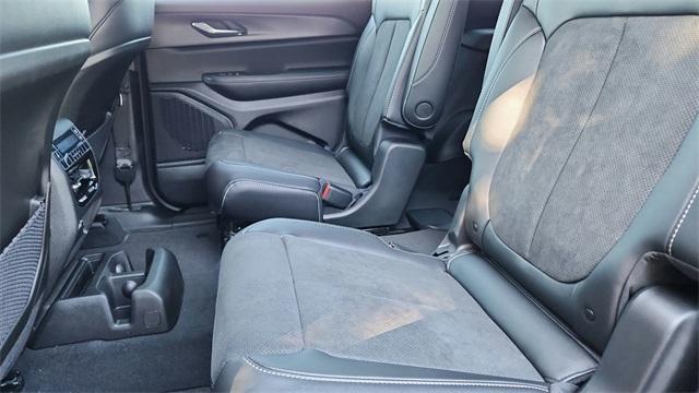 Photo of 2025 Velvet Red Pearlcoat Jeep Grand Cherokee L