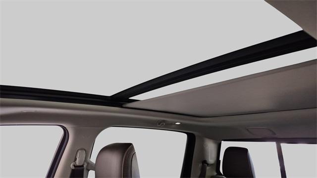 Photo of 2026 Bright White Clearcoat RAM 1500
