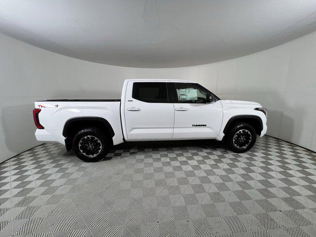 Photo of 2025 Ice Cap Toyota Tundra