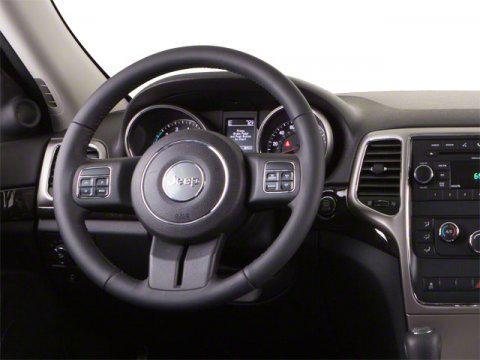 Photo of 2013 Bright White Clearcoat Jeep Grand Cherokee