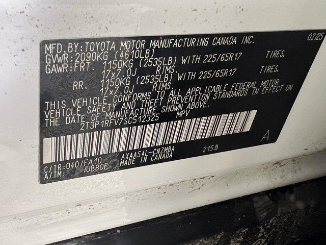 Photo of 2025 Ice Cap Toyota RAV4