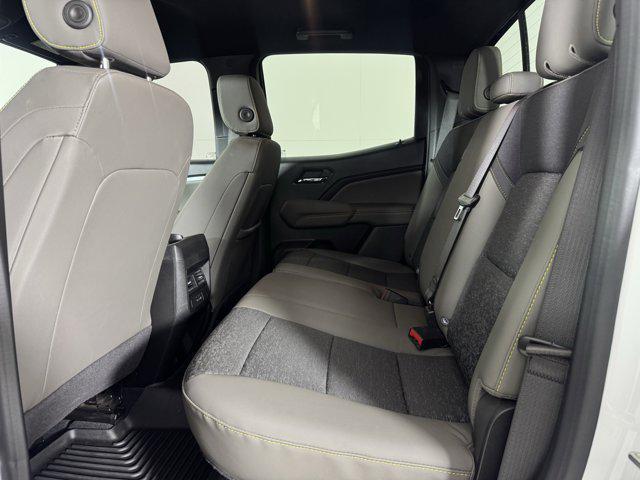 Photo of 2024 Summit White Chevrolet Colorado