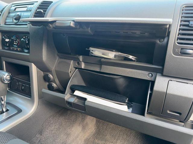 Photo of 2010 Dark Slate Metallic Nissan Pathfinder