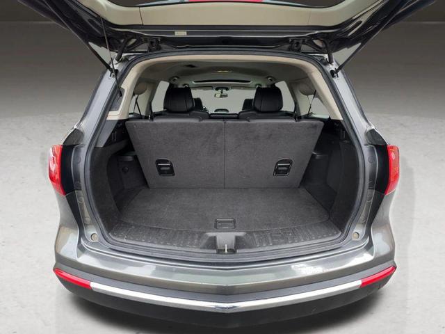 Photo of 2012 Gray Acura MDX