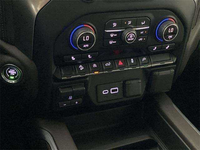 Photo of 2019 Iridescent Pearl Tricoat Chevrolet Silverado 1500