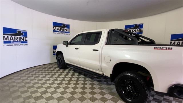 Photo of 2019 Iridescent Pearl Tricoat Chevrolet Silverado 1500