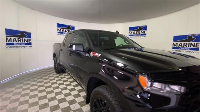 Photo of 2025 Black Chevrolet Silverado 1500