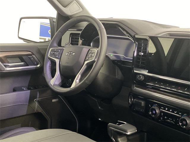 Photo of 2025 Black Chevrolet Silverado 1500