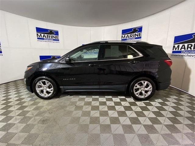 Photo of 2019 Mosaic Black Metallic Chevrolet Equinox