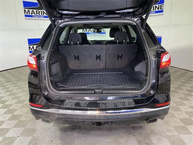 Photo of 2019 Mosaic Black Metallic Chevrolet Equinox