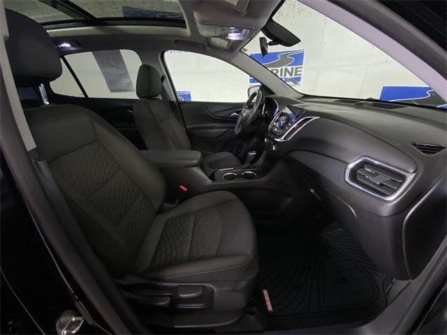 Photo of 2019 Mosaic Black Metallic Chevrolet Equinox
