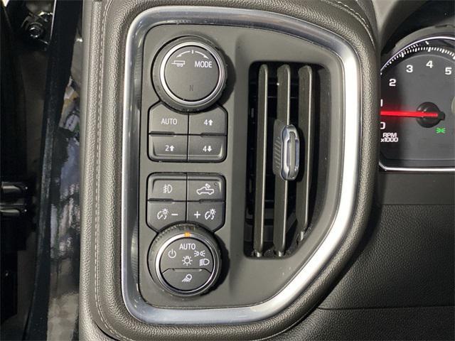 Photo of 2022 Black Chevrolet Silverado 2500
