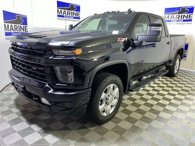 Photo of 2022 Black Chevrolet Silverado 2500