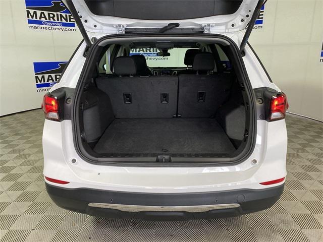 Photo of 2023 Summit White Chevrolet Equinox