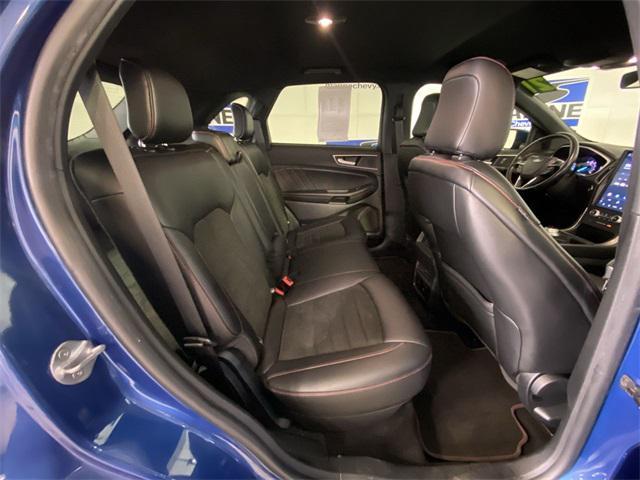 Photo of 2021 ATLAS BLUE Ford Edge
