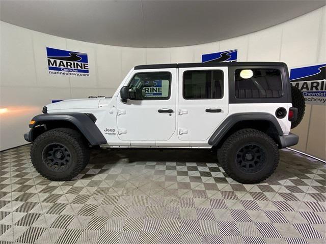 Photo of 2018 Bright White Clearcoat Jeep Wrangler Unlimited