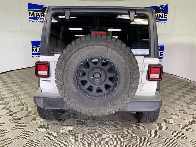 Photo of 2018 Bright White Clearcoat Jeep Wrangler Unlimited