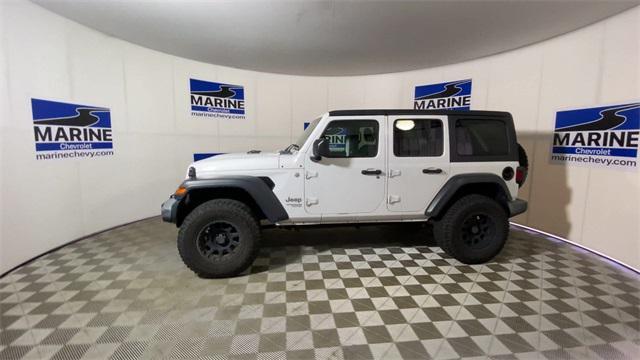 Photo of 2018 Bright White Clearcoat Jeep Wrangler Unlimited