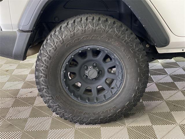 Photo of 2018 Bright White Clearcoat Jeep Wrangler Unlimited
