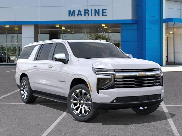 Photo of 2025 Iridescent Pearl Tricoat Chevrolet Suburban